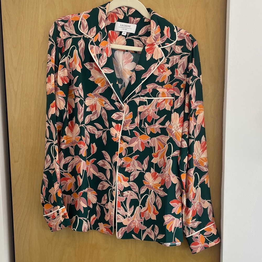 La LIGNE silk floral button up top Size M